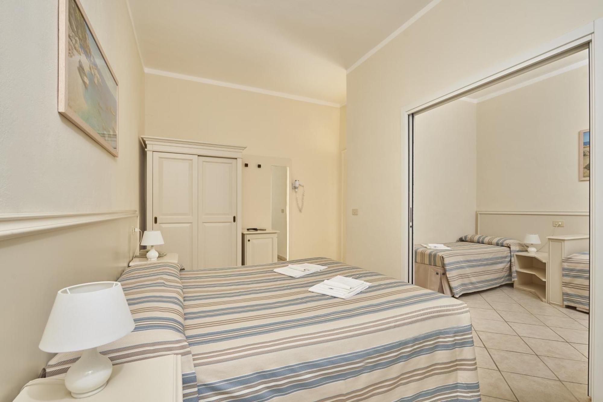 Hotel Villa Rodriguez Capoliveri  Εξωτερικό φωτογραφία
