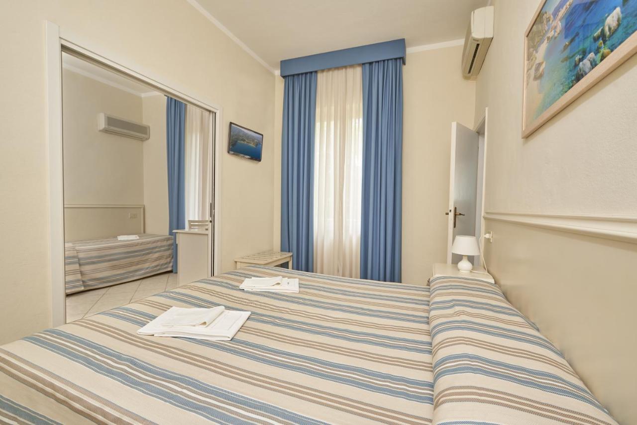 Hotel Villa Rodriguez Capoliveri  Εξωτερικό φωτογραφία
